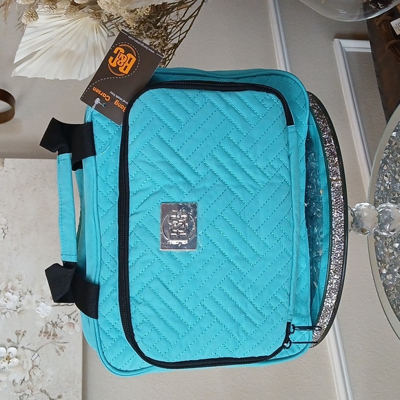 New Turquoise Quilted Large Cosmetics Hanging Travel Bag By Bang And Carsen - Picture 11 of 17